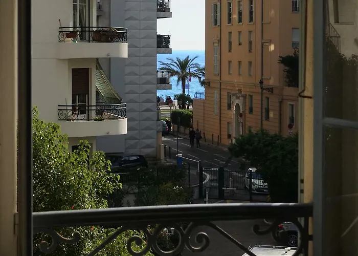 Rue de France mer à 200m